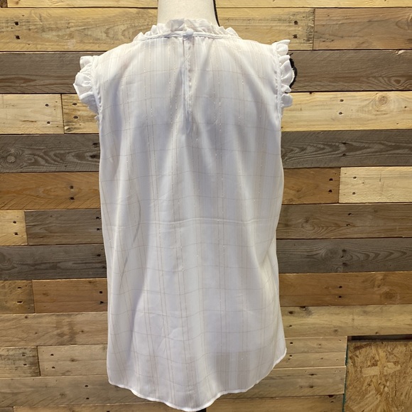 NWT ruffle shoulder sleeveless lightweight neutral layering feminine tank - Picture 5 of 9